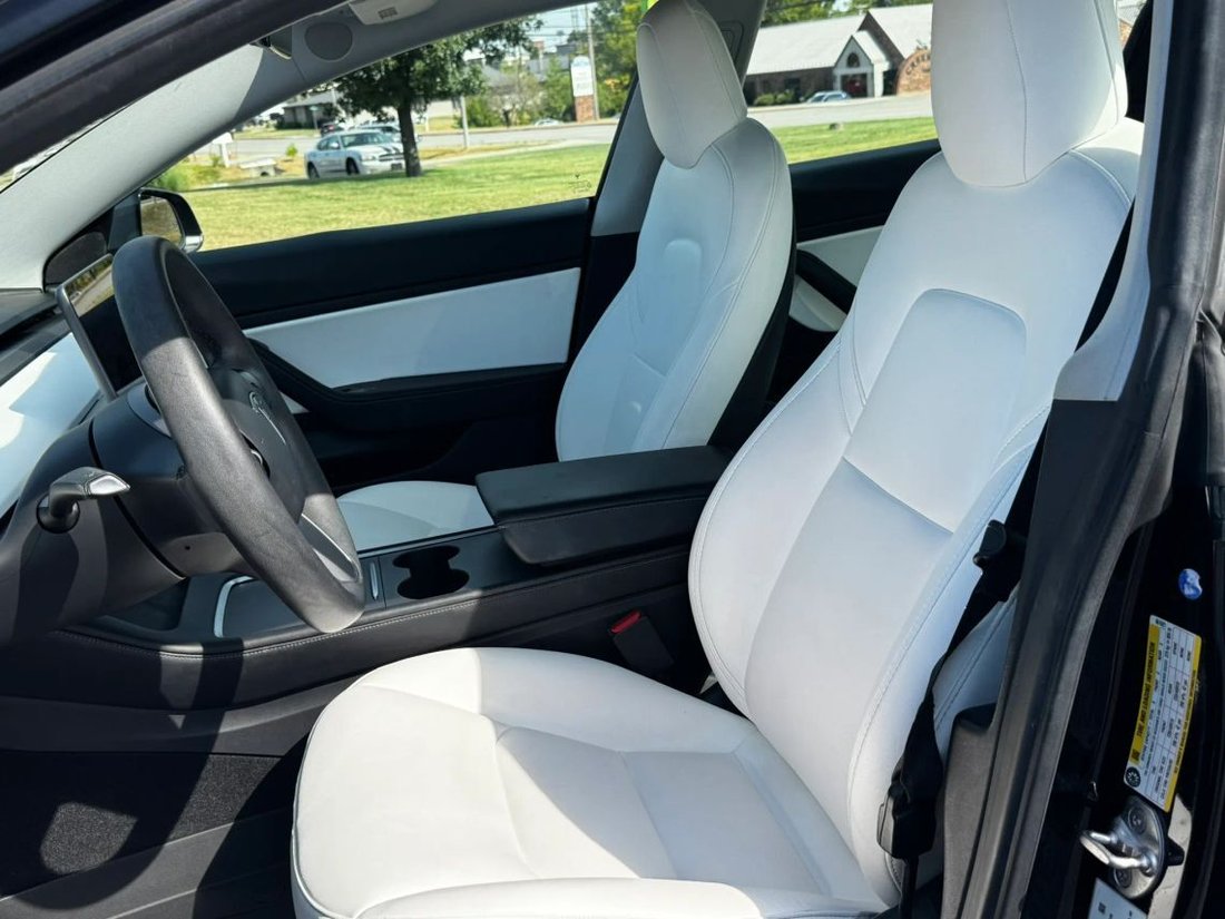 Sedan in Joplin, MO, United States 5 - 18747976
