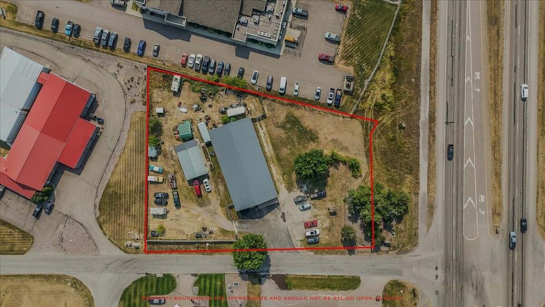 Kalispell, Montana, United States 2 - 18747476