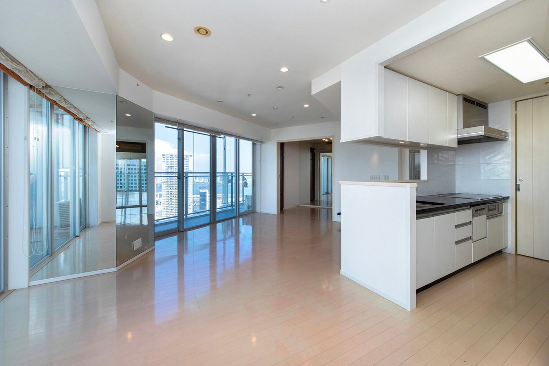 Condo in Minato City, Tokyo, Japan 2 - 18747736