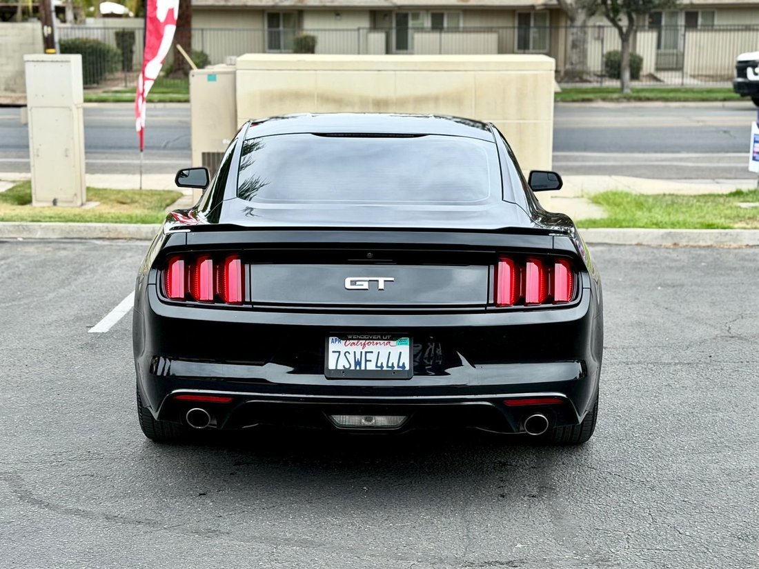 Coupe in Fresno, CA, United States 5 - 18747404