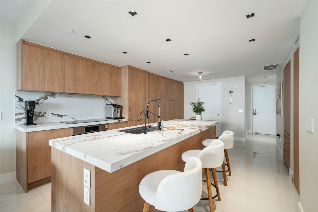 Condominio en Miami, Florida, Estados Unidos 5 - 18748151