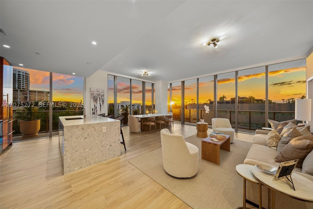 Condo in Miami, Florida, United States 1 - 18748278