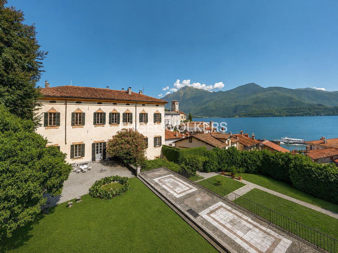 Villa à Gravedona ed Uniti, Lombardie, Italie 1 - 18748268