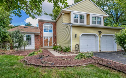 Haus in North Brunswick Township, New Jersey, Vereinigte Staaten 1