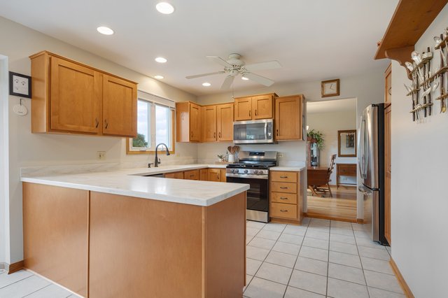 Casa a Pingree Grove, Illinois, Stati Uniti 4 - 18748305