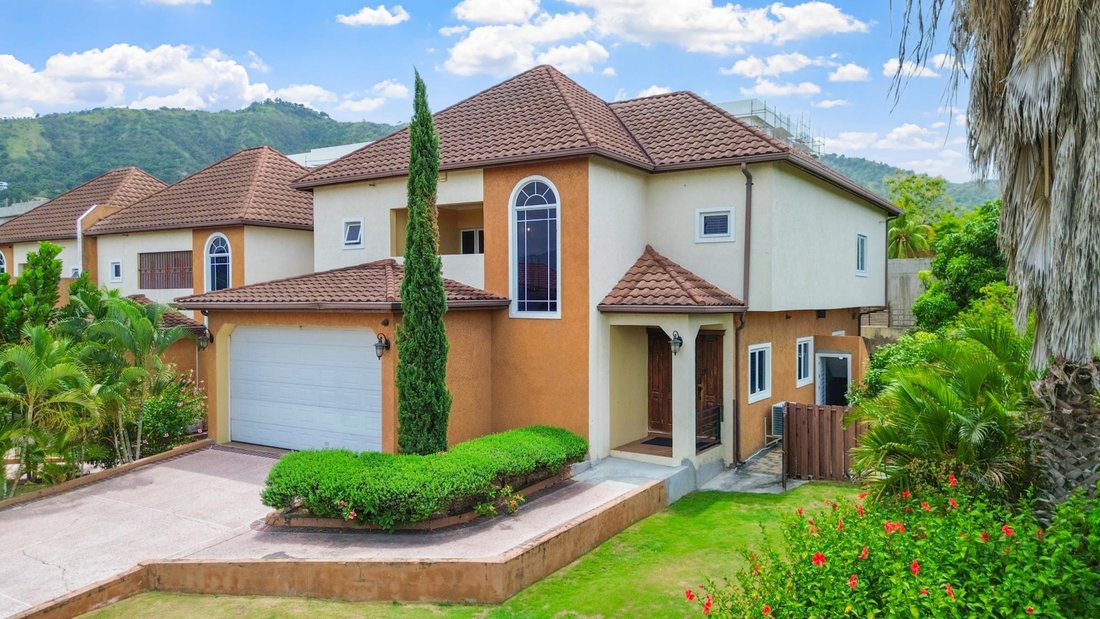 Townhouse in Kingston 6, Jamaica 2 - 18607886