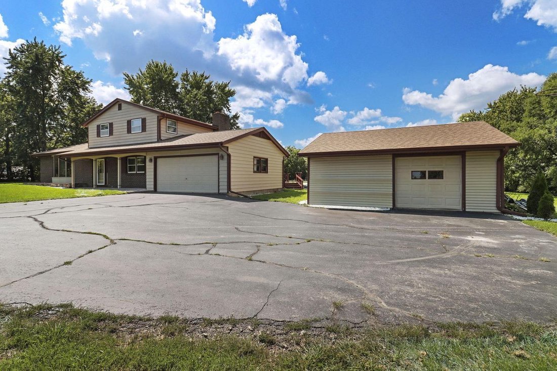 House in Kenosha, Wisconsin, United States 2 - 18750773