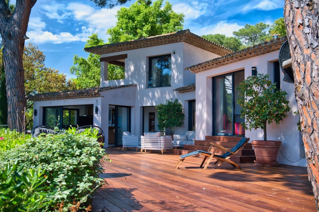 Villa en La Croix-Valmer, Provenza-Alpes-Costa Azul, Francia 3 - 18753026