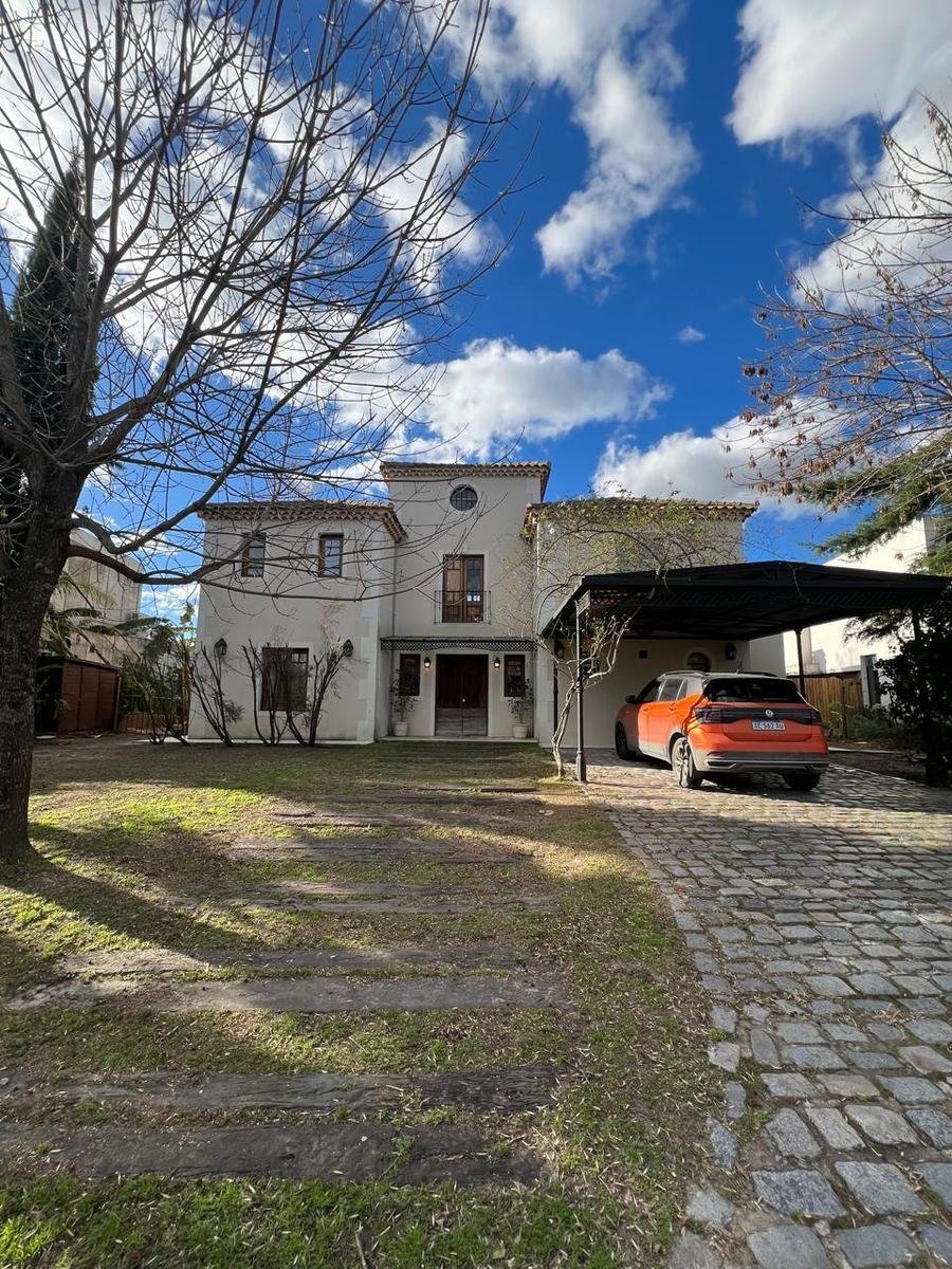 House in Benavidez, Buenos Aires Province, Argentina 2 - 18758881