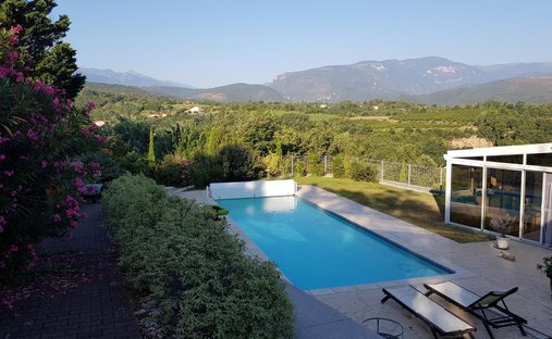 Casa a Los Masos, Occitania, Francia 1