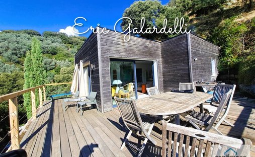 Maison à Sainte-Lucie-de-Tallano, Corse, France 1