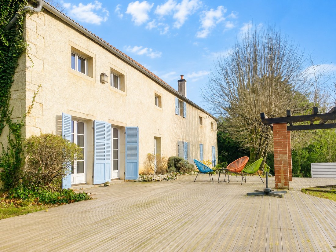 Casa a Grangier, Dijon, Francia 1 - 18749962