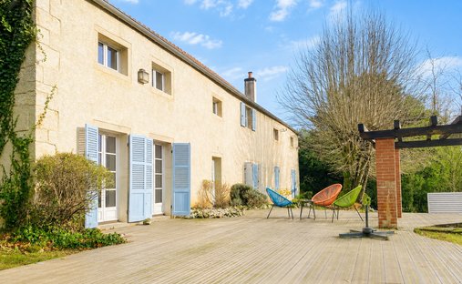Casa a Grangier, Dijon, Francia 1