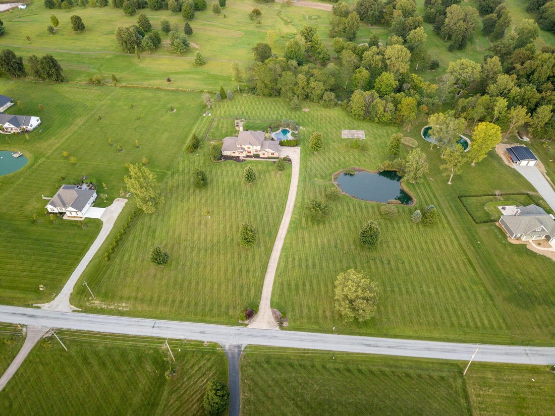 House in Centerburg, Ohio, United States 4 - 18761145