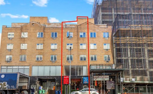 House in New York, New York, United States 1