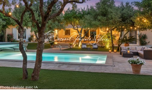 Villa à Saint-Didier, Provence-Alpes-Côte d'Azur, France 1