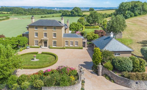 House in Gloucestershire, England 1