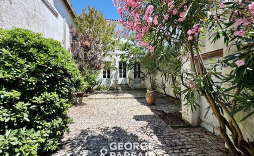Maison à Sainte-Marie-de-Ré, Nouvelle-Aquitaine, France 1