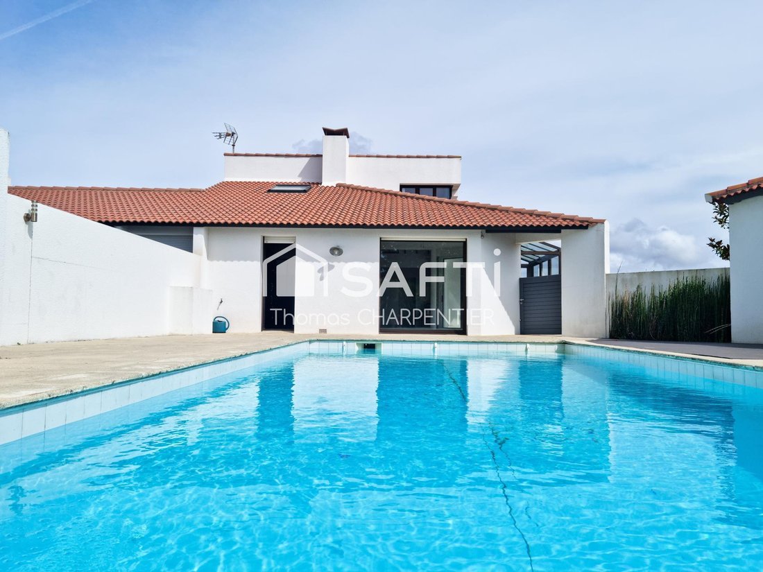 House in Givrand, Pays de la Loire, France 2 - 18259703