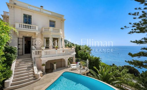 Villa à Village-Cros de Caste-Coupiere-Mont Gros, Roquebrune-Cap-Martin, France 1