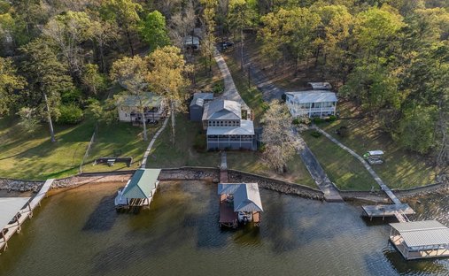 House in Alpine, Alabama, United States 1