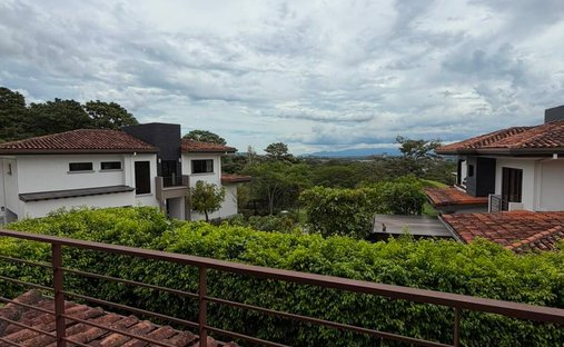 Eigentumswohnung in Santa Ana, San José, Costa Rica 1