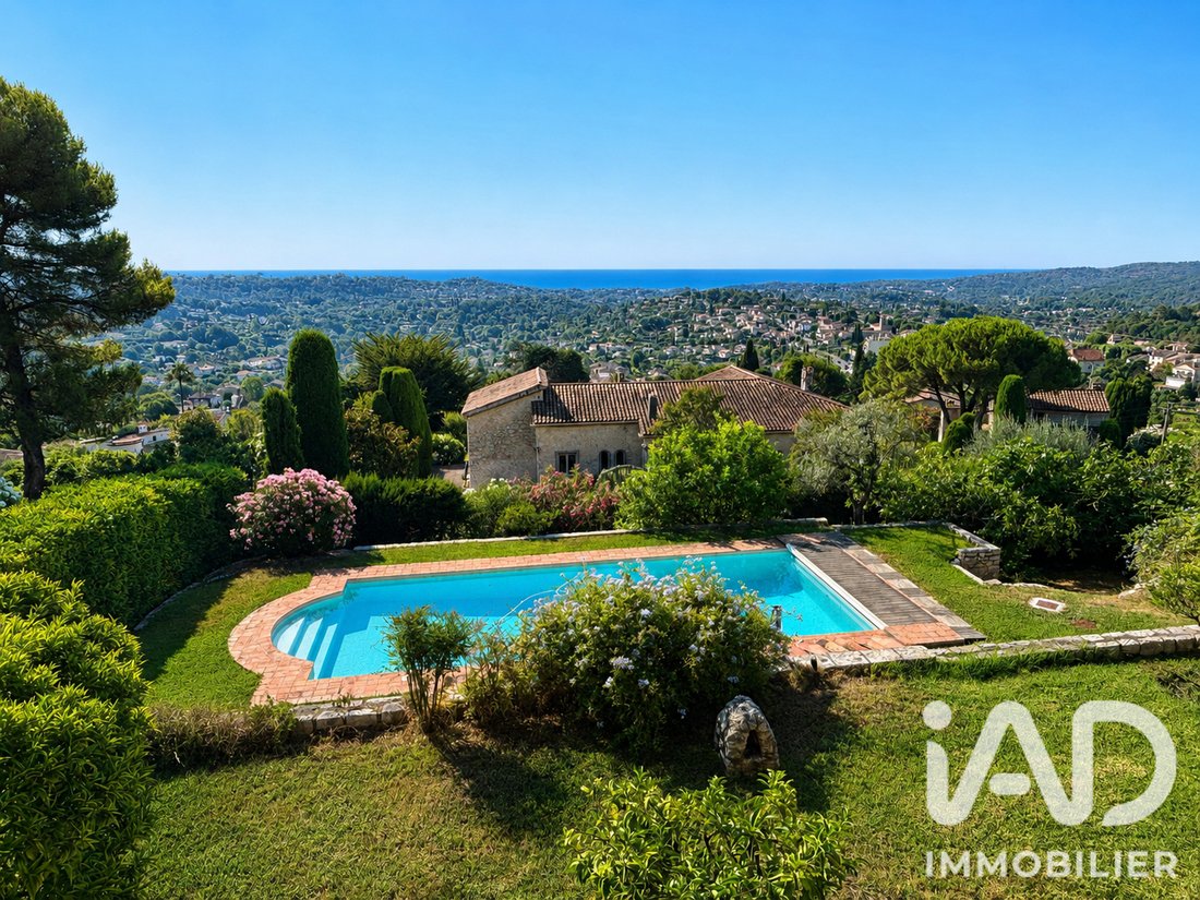 Maison à Quartiers Est les Salettes-Les Campons, La Colle-sur-Loup, France 1 - 18345670
