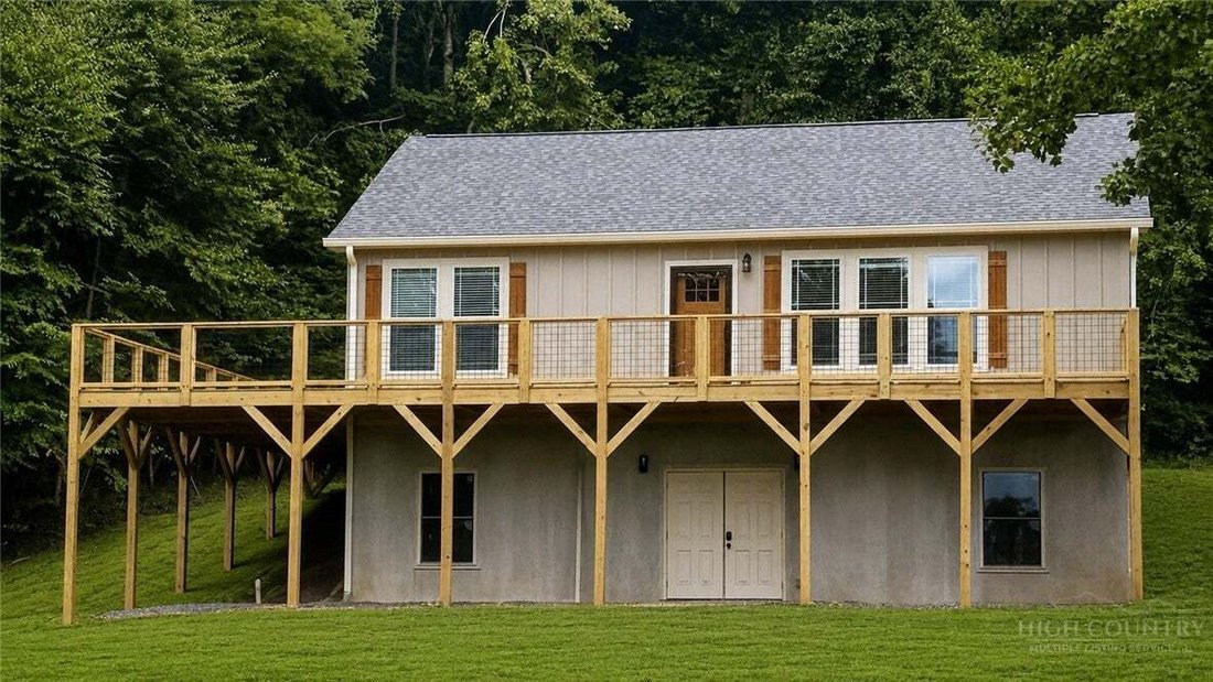 House in Crumpler, North Carolina, United States 1 - 18750618