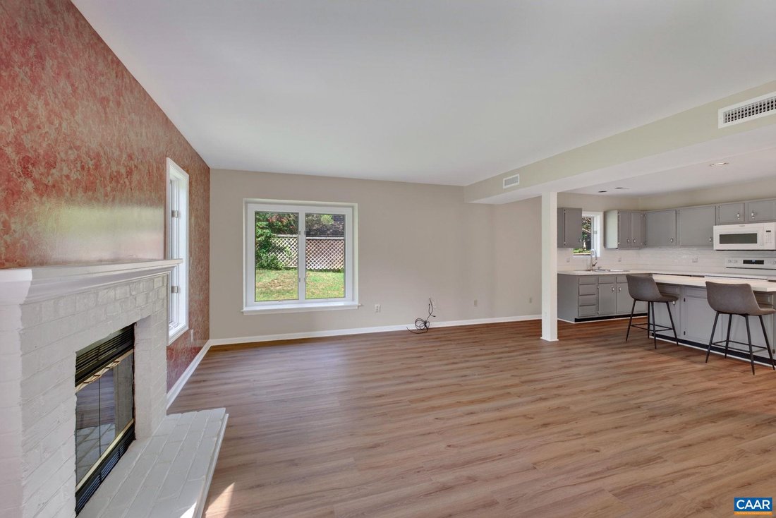 Maison à Charlottesville, Virginie, États-Unis 4 - 18755720