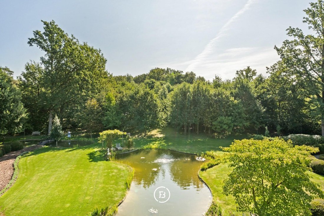 Estate in Sint-Niklaas, Flanders, Belgium 1 - 18751375