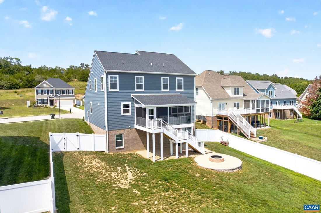 Casa a Fishersville, Virginia, Stati Uniti 4 - 18748914