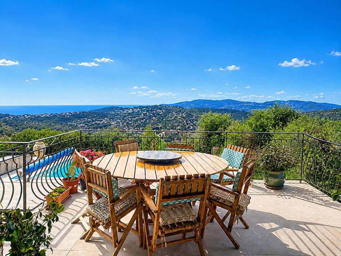 Villa in Spéracèdes, Provence-Alpes-Côte d'Azur, Frankreich 4 - 18753166