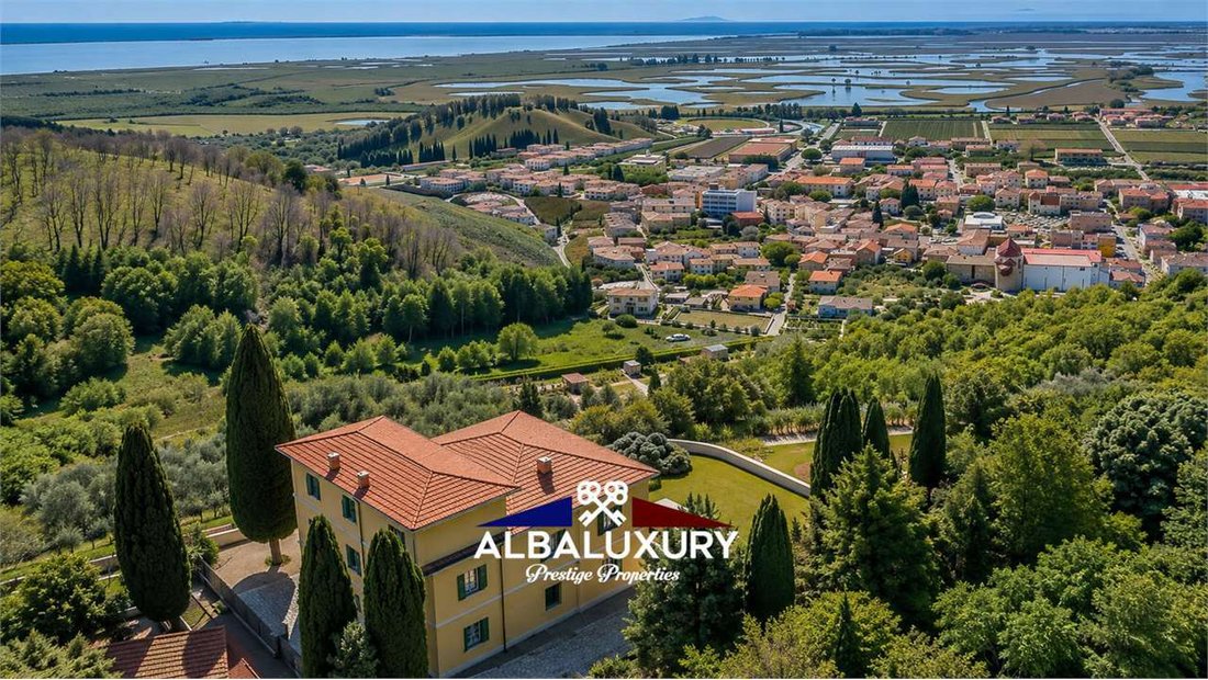 Villa a Massarosa, Toscana, Italia 1 - 15347246