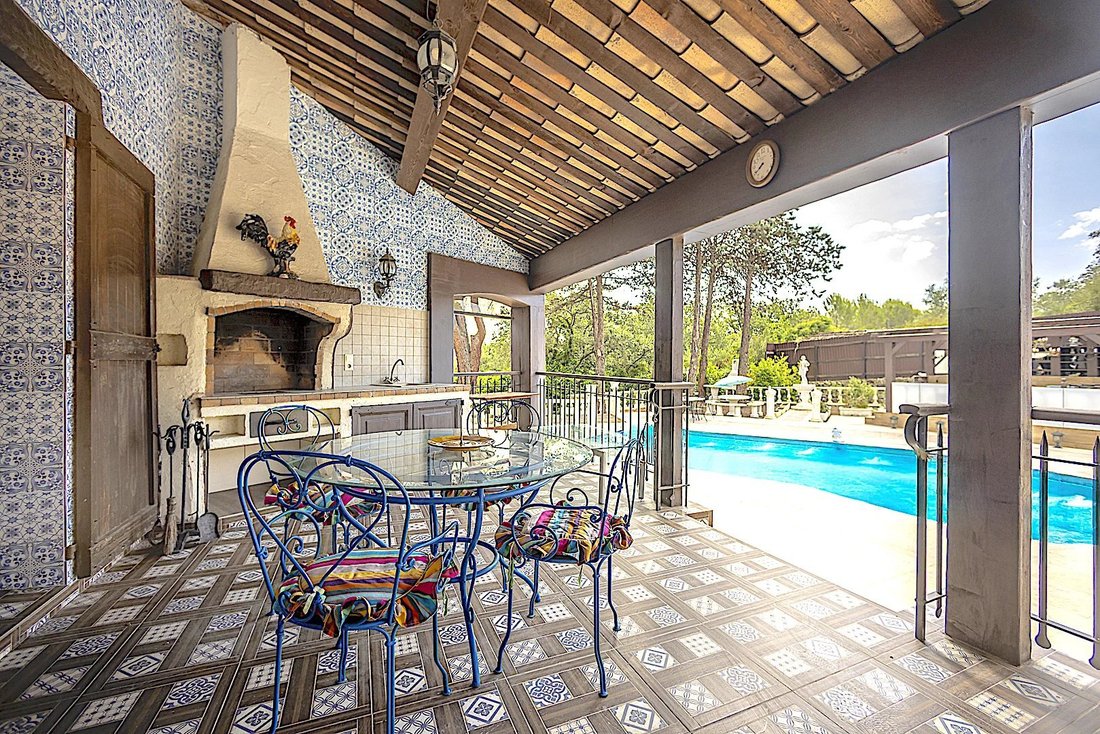 Villa en Valbonne, Provenza-Alpes-Costa Azul, Francia 5 - 18750662