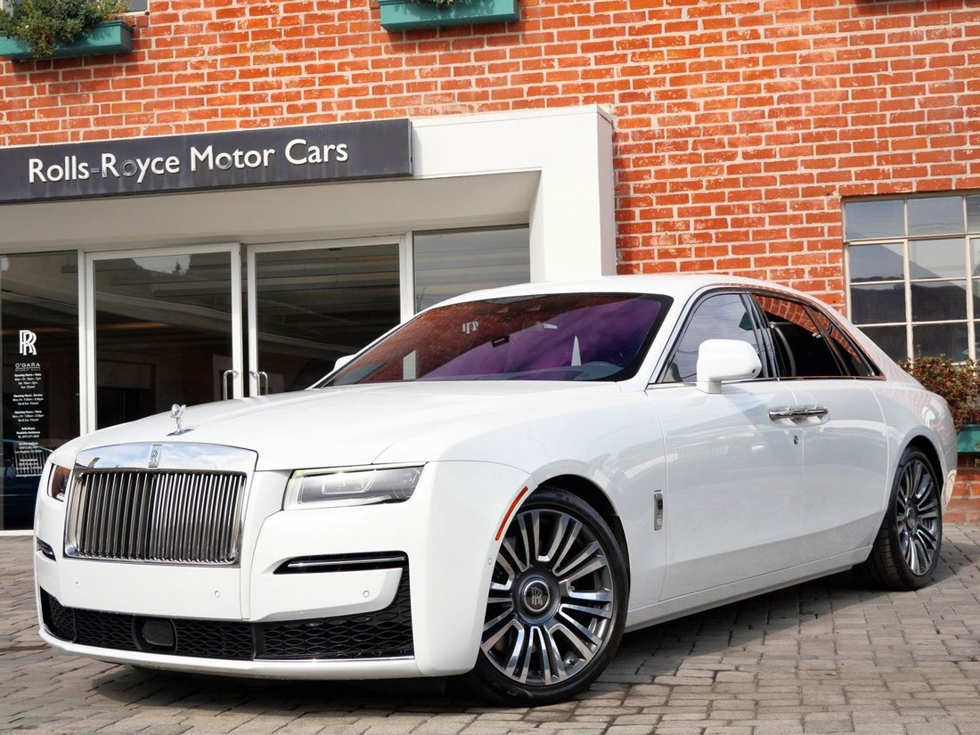 Sedan in Beverly Hills, CA, United States 1 - 18755109