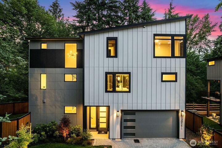 Maison à Bellevue, Washington, États-Unis 1 - 18758146
