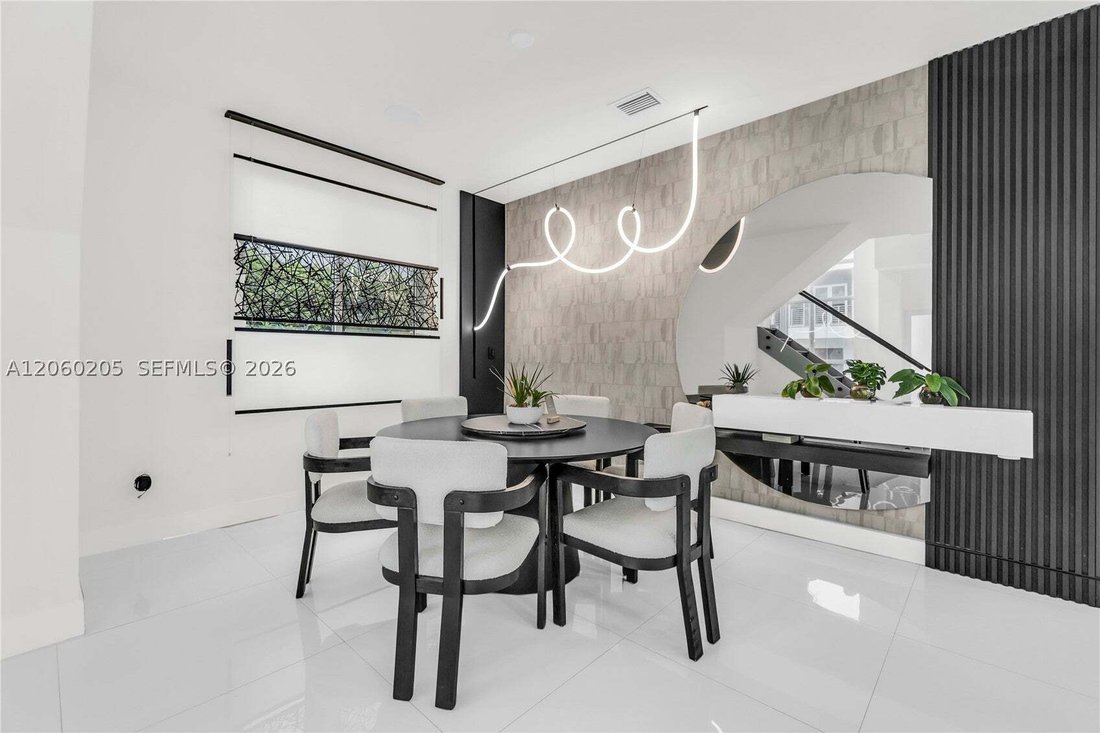 Casa en Doral, Florida, Estados Unidos 4 - 18757162