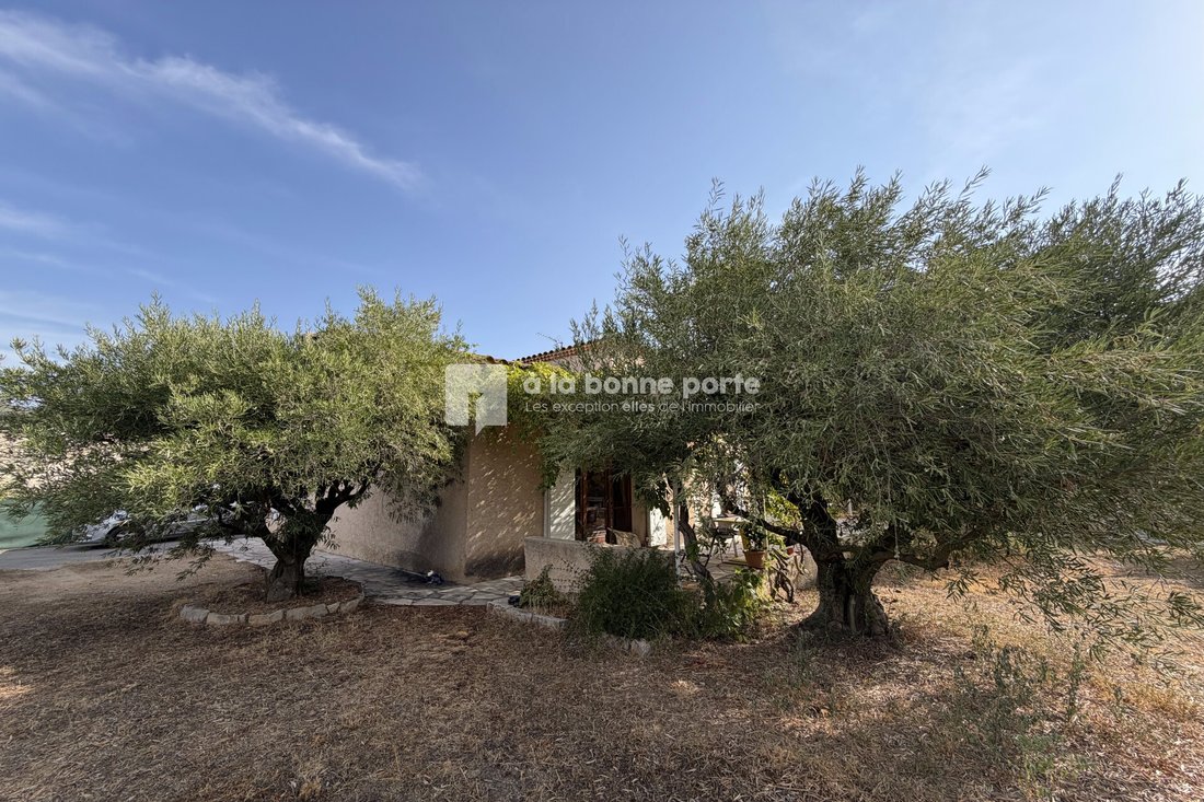 Villa a Saint-Zacharie, Provenza-Alpi-Costa Azzurra, Francia 3 - 18756118