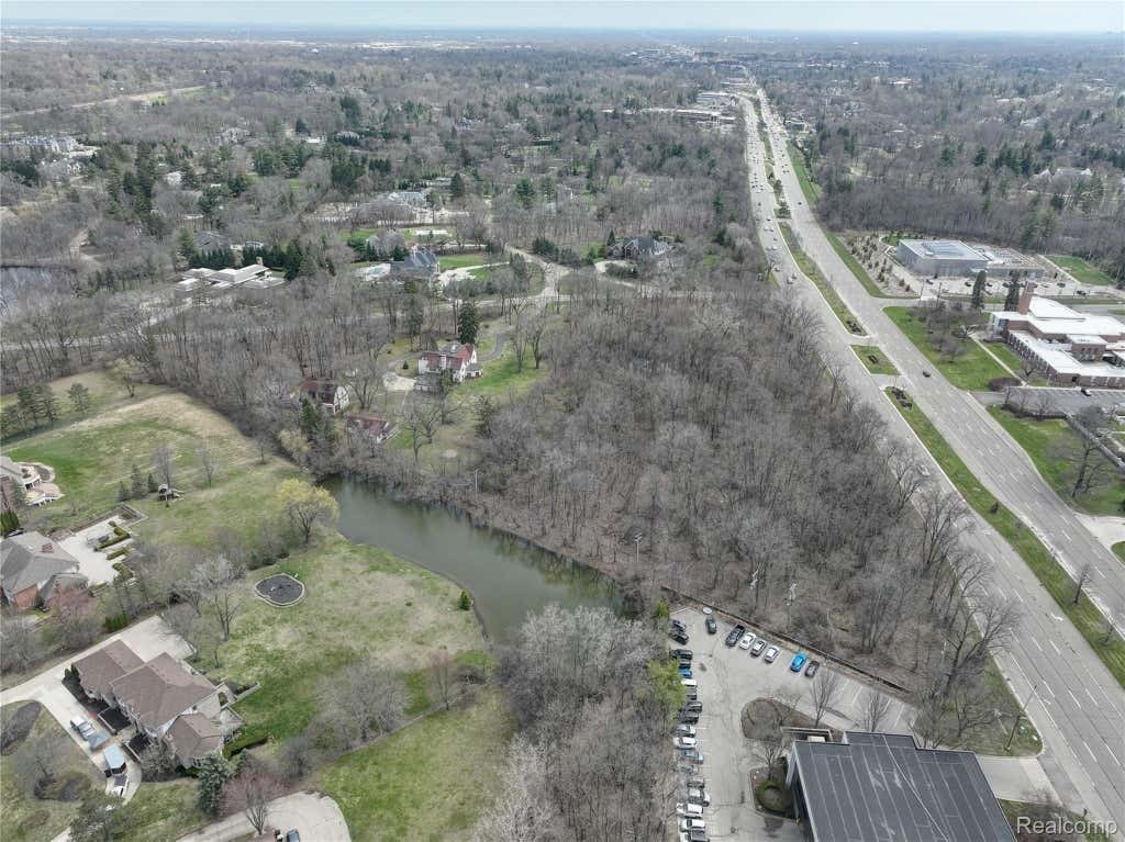Terrain à Bloomfield Hills, Michigan, États-Unis 5 - 18753887