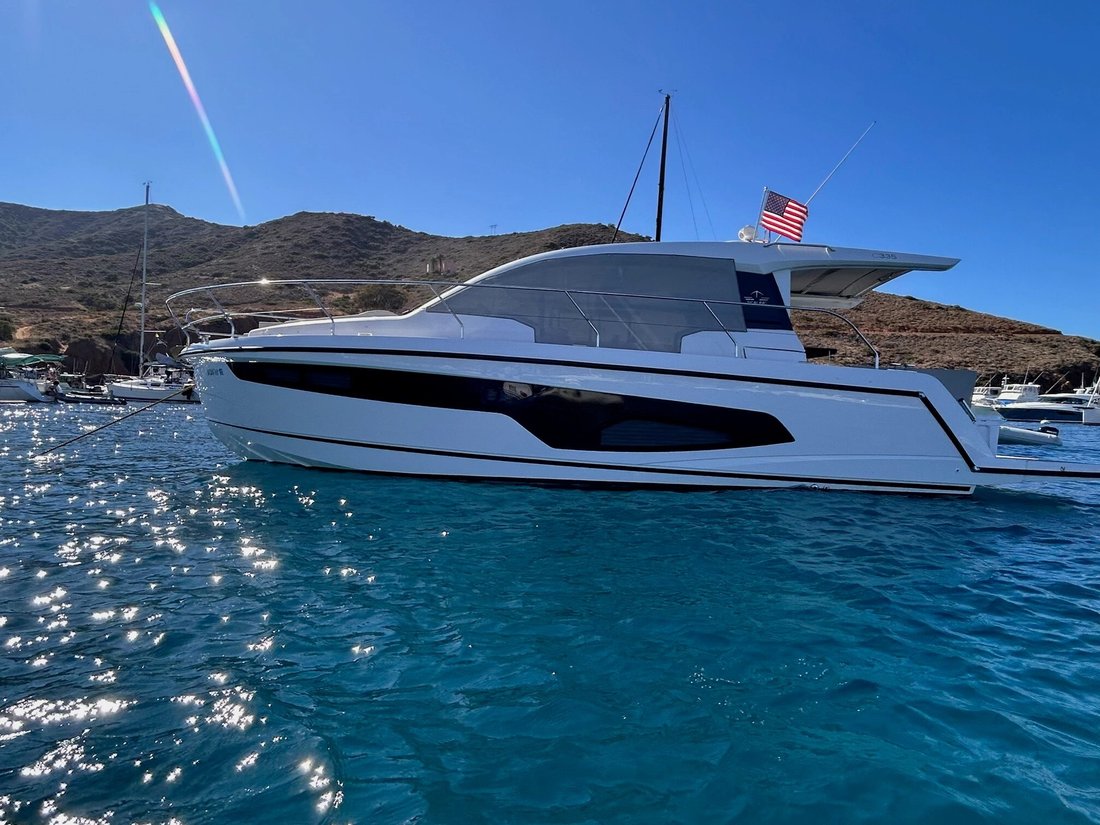 Motor Yacht in United States 1 - 18761344
