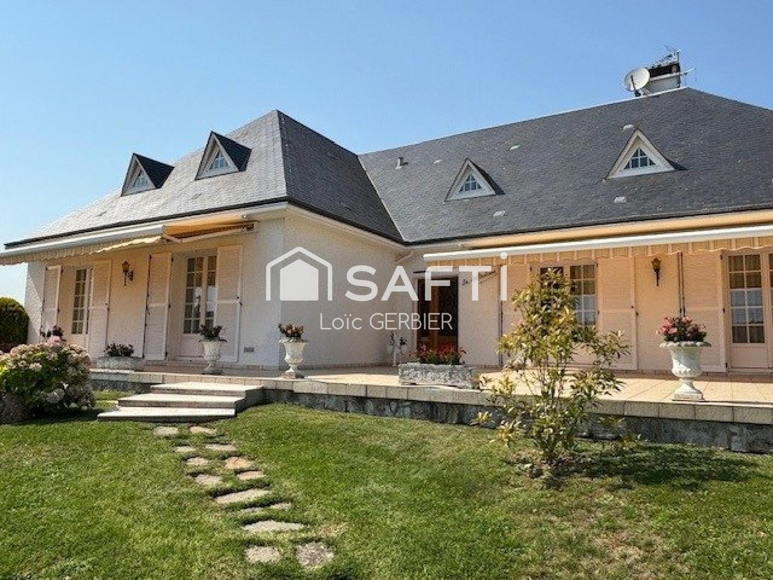 Maison à Montoire-sur-le-Loir, Centre-Val de Loire, France 1 - 18755578
