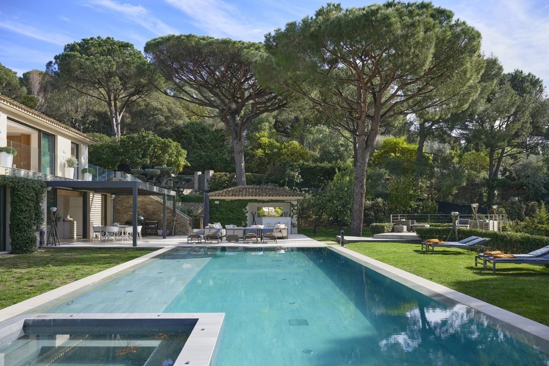Villa en Zone Est Diffuse, San Tropez, Francia 5 - 18753064