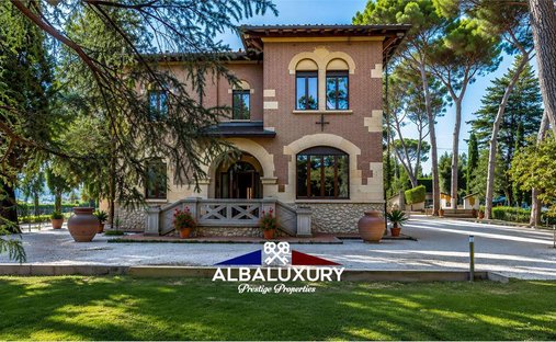 Villa in Terricciola, Tuscany, Italy 1