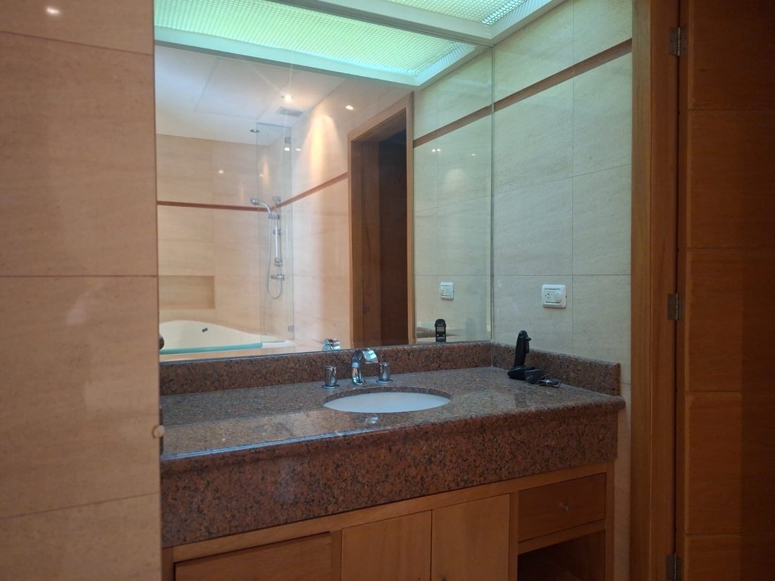 Apartment in San Pedro Garza García, Nuevo Leon, Mexico 2 - 18750460