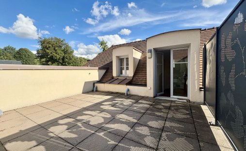 Wohnung in L'Étang-la-Ville, Île-de-France, Frankreich 1