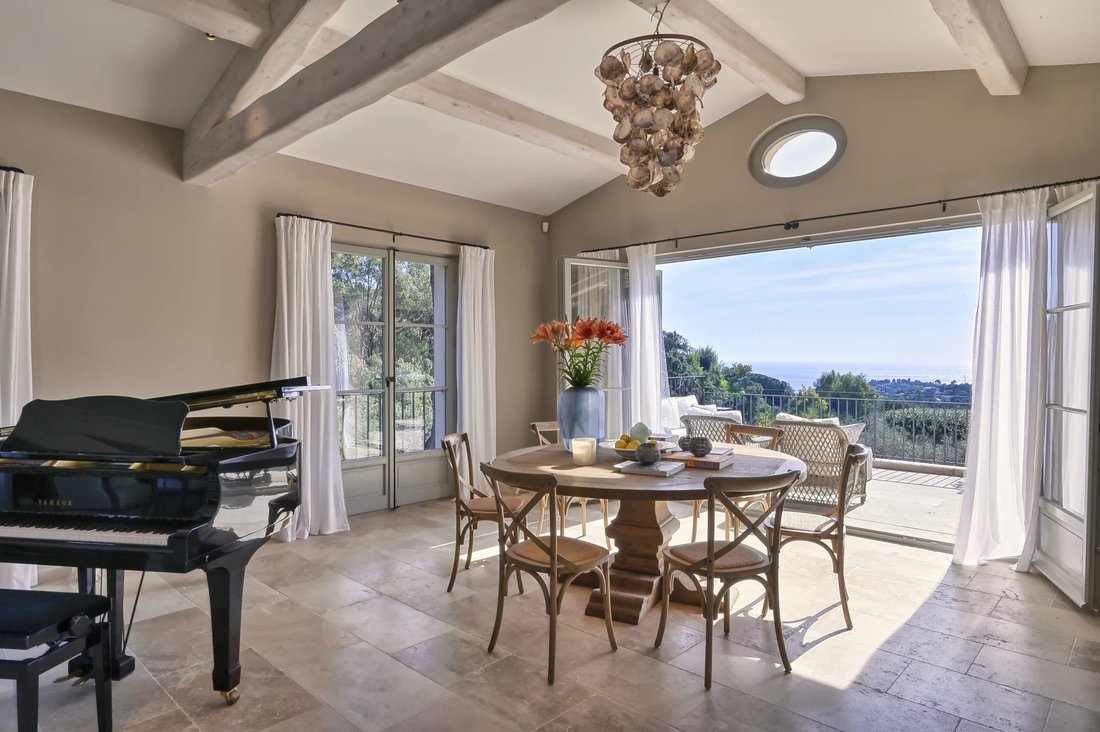 Villa in La Croix-Valmer, Provence-Alpes-Côte d'Azur, France 5 - 18753065