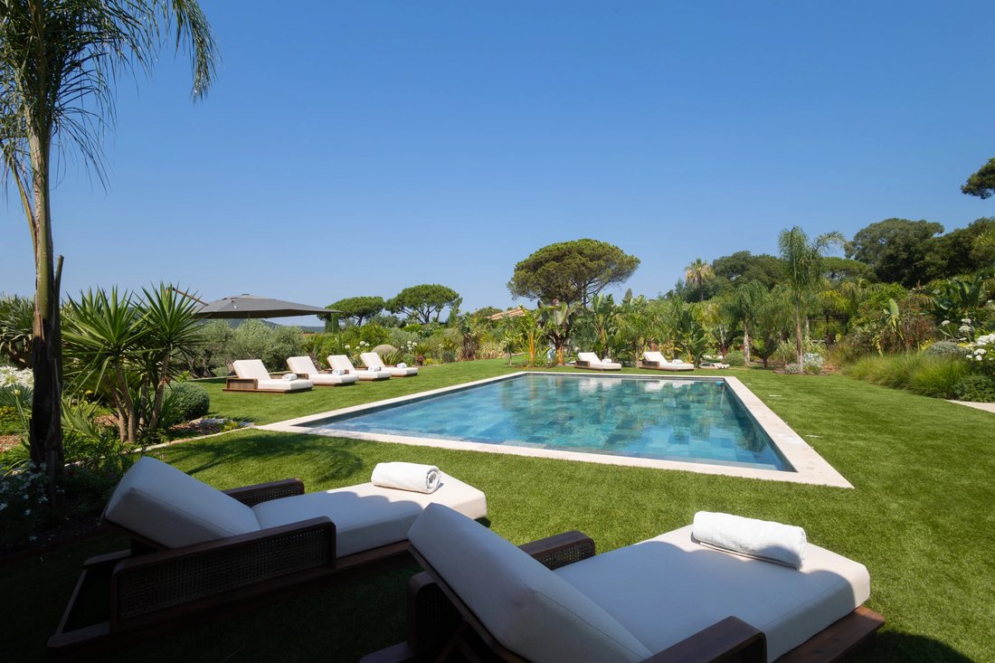Villa en Zone Est Diffuse, San Tropez, Francia 3 - 18753249