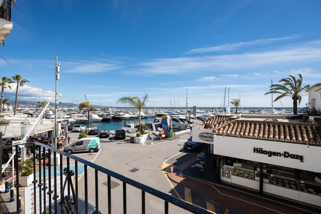 Wohnung in Puerto Banús, Marbella, Spanien 5 - 18754749