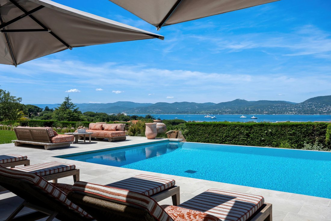 Villa en Zone Est Diffuse, San Tropez, Francia 3 - 13668323