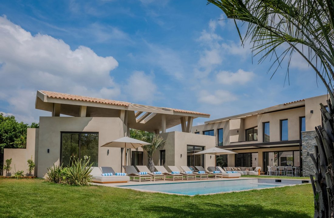 Villa in Grimaud, Provence-Alpes-Côte d'Azur, Frankreich 1 - 18753202